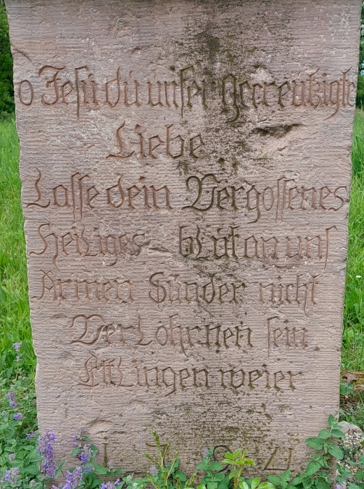 Inschrift auf dem Sockel